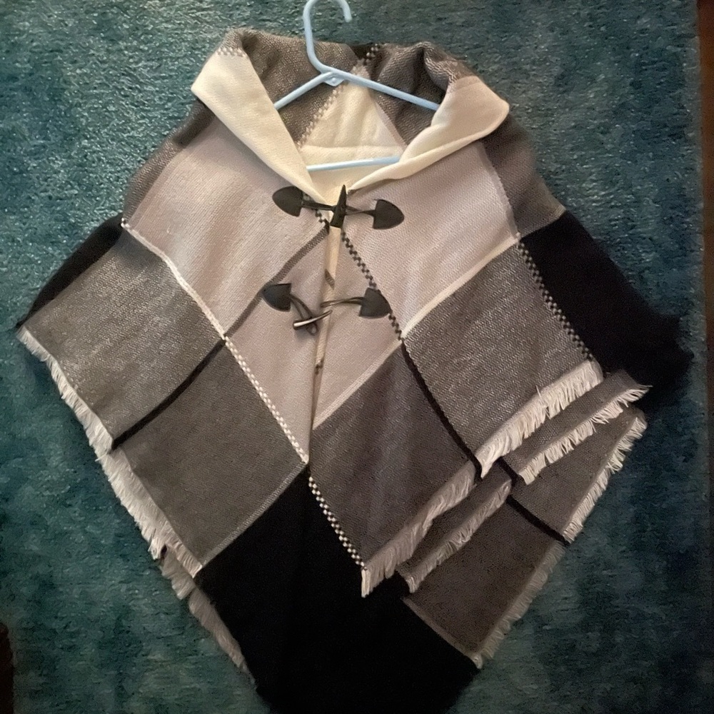 Cape-black,white and gray